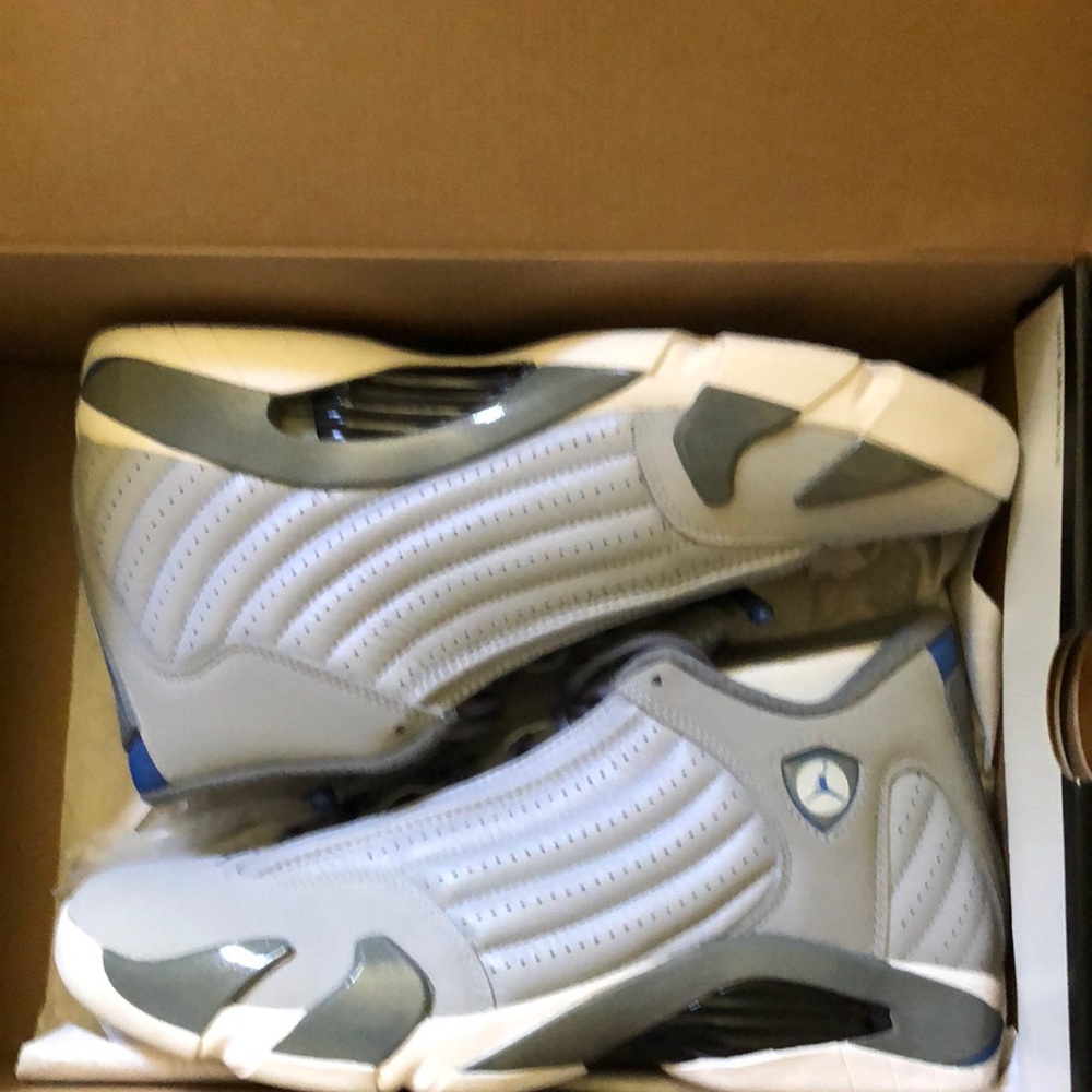 Jordan Retro 14 Wolf Grey